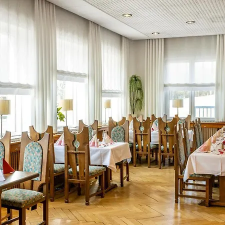 Glueck Auf Moenchenfrei Hotell *